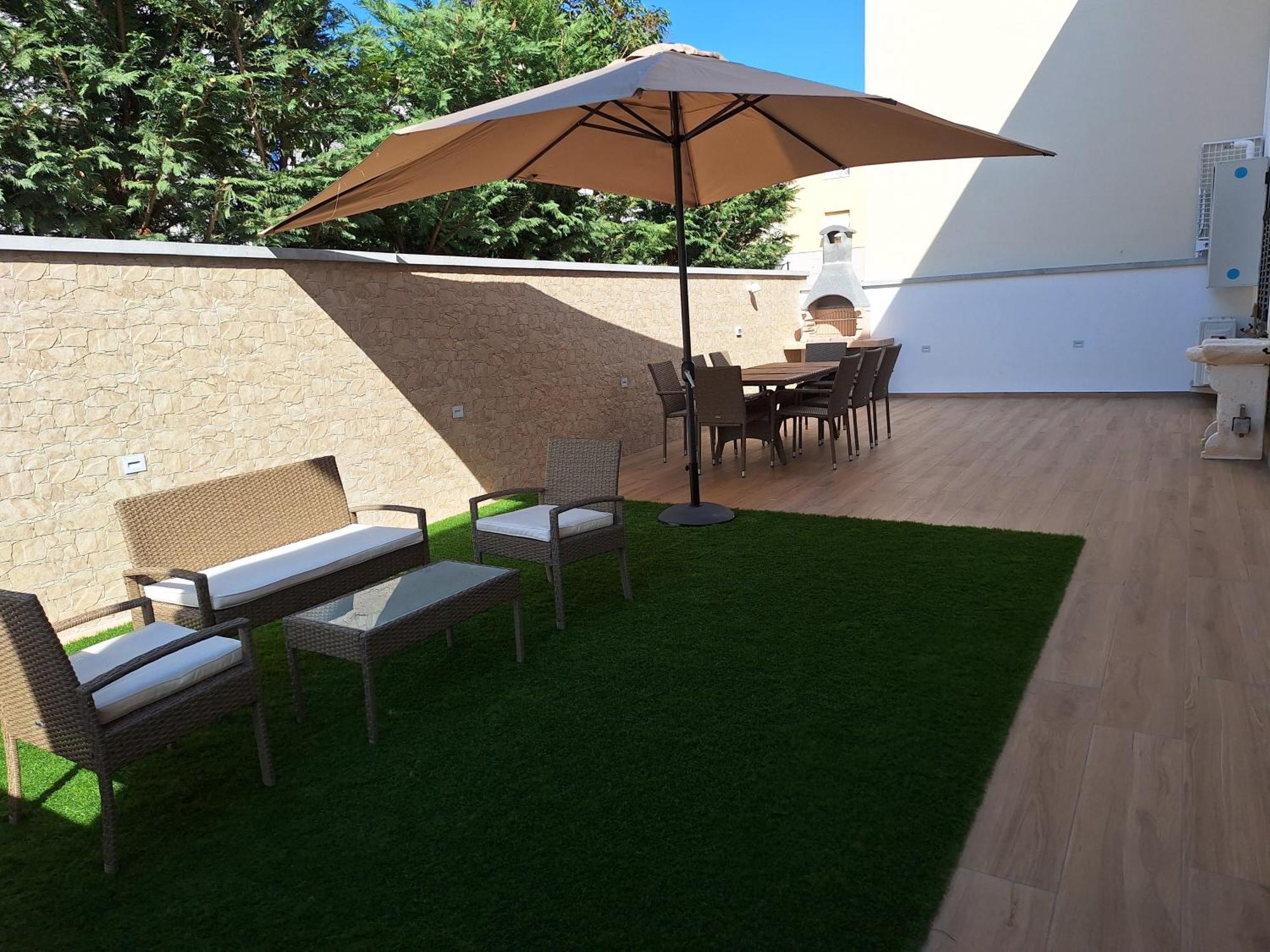 צ'צ'ינה Dd House Family Holiday Apartment מראה חיצוני תמונה